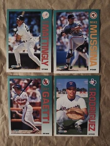 1992 Fleer MLB VG/NM/M Cards Lot Of 4 Ungraded, Rodriguez, Mussina, Mattingly - Picture 1 of 5