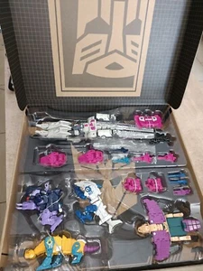 Transformers COMBINER ABOMINUS Wfc Earthrise !! - Foto 1 di 8