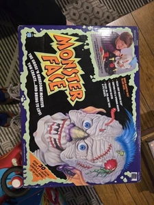 De colección 1992 Hasbro Monster Face Head Maker Scary Skull Nuevo de Lote Antiguo ¡Imposible de Encontrar!! - Imagen 1 de 7