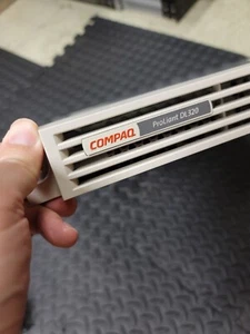 Compaq ProLiant DL320 Server P3 - Afbeelding 1 van 9