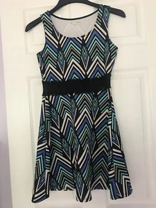 Charlotte Russe Size Medium Women's Chevron Patterned Sun Dress lace waist - Picture 1 of 12