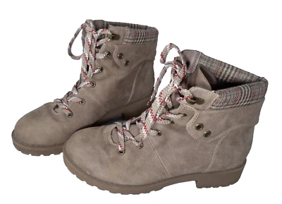 Maurices Women’s Size 8 Callie Ankle Boots Bootie Faux Suede Brown Plaid Lace Up - Image 1 of 4