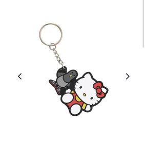 Staple x Hello Kitty KeyChain - Picture 1 of 1