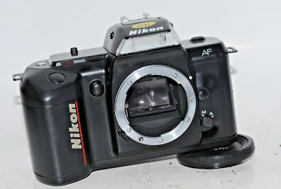 Cámara fotográfica Nikon N4004 35 mm SLR probada y funciona. Foto 1 de 4