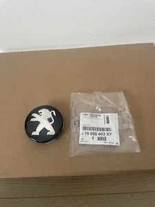 PEUGEOT CENTRE ALLOY WHEEL CAP BRAND NEW 16080403XY - Picture 1 of 4