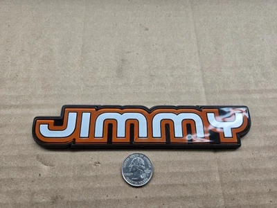 GMC OEM Jimmy 7" Vintage Emblema Insignia Logo Placa de identificación Nombre Insignia 37200468 Foto 1 de 3