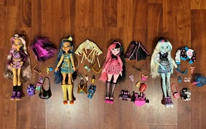 Monster High G3 Series 1 Doll Lot Of 4 All Complete! EUC - Picture 1 of 5