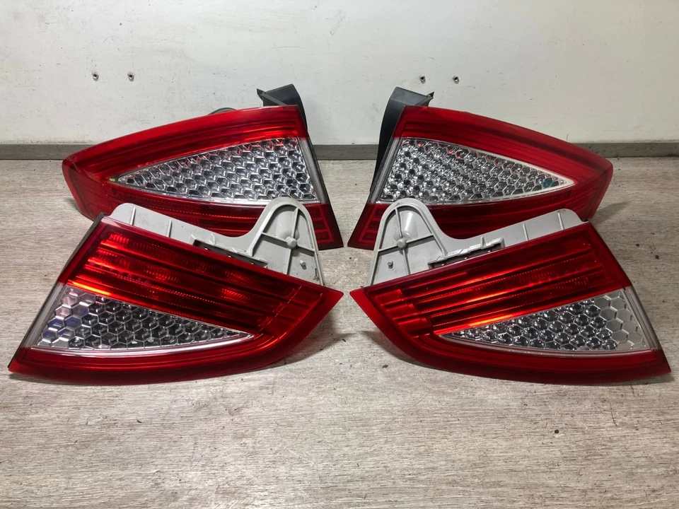 2009 FORD MONDEO PASSENGER & DRIVER SIDE REAR INNER & OUTER TAIL LIGHTS SET - Image 1 of 4