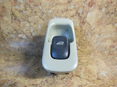 1999-2003 Volvo S80 Left OR Right Rear Side Power Window Switch 9476697 Tan - Image 1 of 4