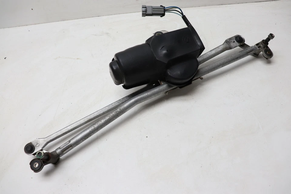 Motor limpiaparabrisas delantero Maserati 4200 Gransport Spyder M138 LHD J172 Foto 1 de 1