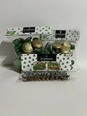 Lote 3 St Saint Patrick’s Day Table Scatters Vaso Trevo Chapéu Moeda NOVO - Imagem 1 de 4