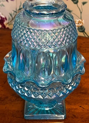 Westmoreland Wakefield Vintage Iridescent Carnival Blue Glass Fairy Lamp MINT! - Image 1 of 4