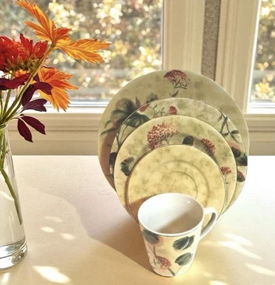 222 Quinto Asiático Antiguo 2 Juegos Vajilla 5 Piezas Floral Beige Gres 10 Piezas Foto 1 de 4