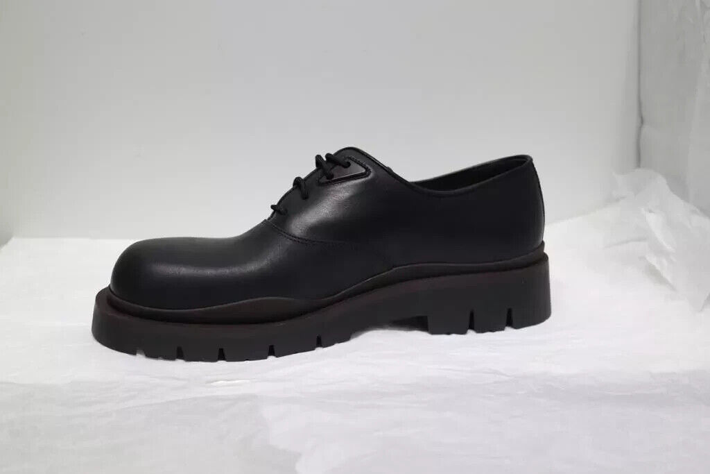 Bottega Veneta ,Tire Lace Up Low Top Boots in Black Bottega Veneta ,Tire Lace Up Low Top Boots in Black