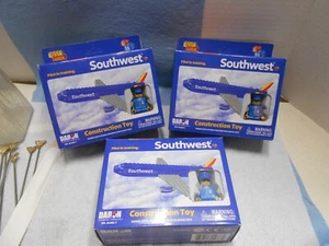 Southwest Airlines "Pilot in Training Construction Toy DARON  #BL888-1 "NEW" - Picture 1 of 7
