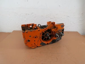 Oleo Mac Olympic 251B Chainsaw OEM Crankcase - Picture 1 of 10