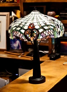 Antike große Tiffany Stil Buntglas 3 Leuchten Tischlampe handgefertigt 29 H x 20 B - Bild 1 von 12