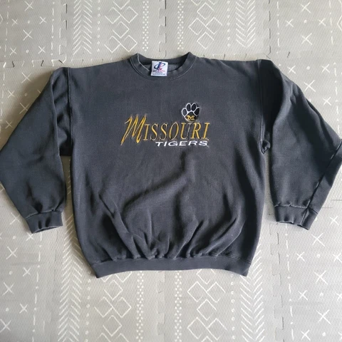 Vintage Mizzou Tigers Sweatshirt Men's Medium Grey Logo Athletic Crewneck Cover