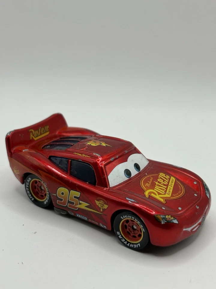 Б/У Disney Pixar Cars 2 DK Эксклюзивный Металлик Гудзон Шершень Молния Маккуин  - Изображение 1 из 4