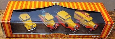 Verem Pinder Gift Set 950 Coffret Cirque - 1:50 Scale Four Piece Van & Truck Set - Image 1 of 4