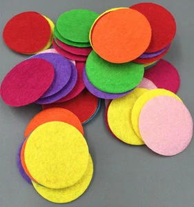 100PCS Mixed Colors Die Cut Felt Circle Appliques Cardmaking decoration 30mm  - Zdjęcie 1 z 3