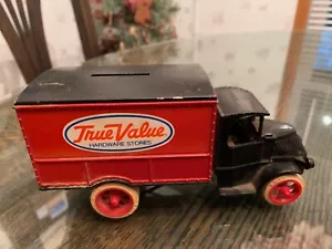 Ertl 1926 Mack Bull Dog Bank True Value Hardware Stores Truck - Picture 1 of 5