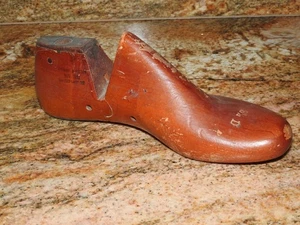STEWART & POTTER UNITED LAST CO. COBBLER'S WOODEN SHOE MOLD FORM 8 1/2 D - Picture 1 of 8