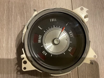 Oldsmobile Cutlass 442 medidor de combustible restaurado 1970 1971 Foto 1 de 4