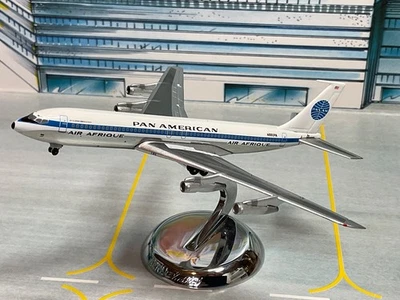 Aeroclassics Pan American Air Afrique Boeing 707 N880PA airplane model 1/400 - Image 1 of 4