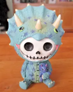 Figura Disfraz Dinosaurio Triceratops Pico Esqueleto Vestido con un Triceratops - Imagen 1 de 1