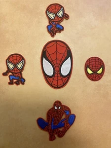 5 tolle Aufbügel Flicken Spiderman,Patch Aufbügler Aufnäher Bügelbild Neu  !!! - Bild 1 von 6