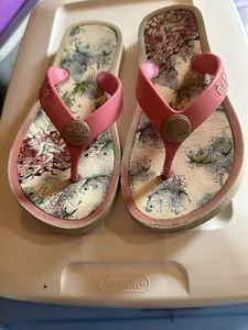 Ed Hardy Flip flops - Picture 1 of 5