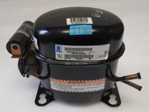 UNIVERSAL 1/3 HP COMPRESSOR with Controls #7790 - NEW / OLD STOCK - Picture 1 of 6