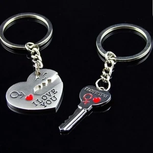 Couple Pendant Keychain Charming Design Easy to Attach to Bags or Keys - Picture 1 of 6