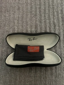 Ray-Ban Glasses Case - Picture 1 of 3