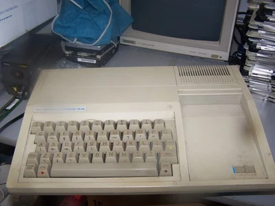 TI 99/4A Computer - Cremefarben - Bild 1 von 3