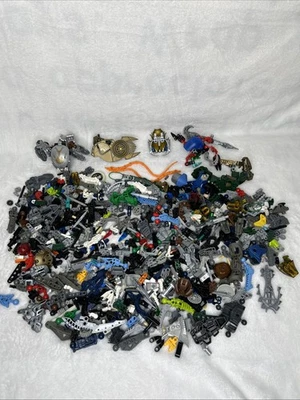 LEGO BIONICLE Bundle Bulk Over 700 Parts And Pieces 2.6lbs - Image 1 of 4