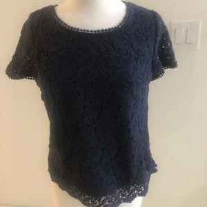 Talbots Women’s Crew Neck Embroidered Lace Top Size 6 -Navy. - Picture 1 of 8