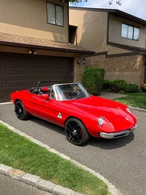 1969 Alfa Romeo Duetto двойной Weber карбюраторы, электронное зажигание, новая подвеска - Изображение 1 из 4