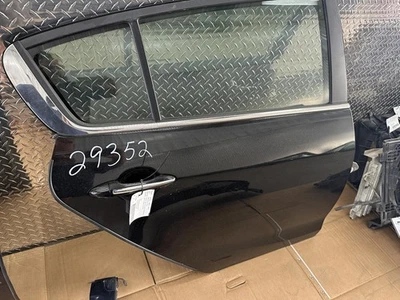 Conjunto de puerta trasera derecha usado lado trasero se adapta a: 2015 Kia Forte Htbk trasero derecho Gra Foto 1 de 4