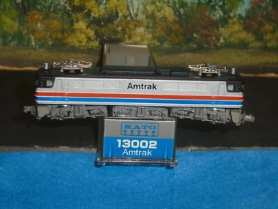KATO N SCALE #13002 AMTRAK ELECTRIC LOCOMOTIVE - Image 1 of 4