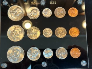 1952 P,D&S U.S. COINS GEM UNCIRCULATED SILVER MINT SET! - Picture 1 of 2