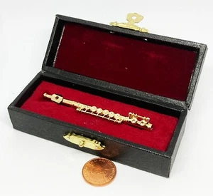 Casa de muñecas flauta instrumento de metal con estuche negro escala 1:12 música 349 tumdee - Imagen 1 de 7