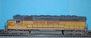 Athearn 63680 HO Union Pacific SD40M-2 Locomotive #2768 LN-Tsunami DCC & Sound - Picture 1 of 8