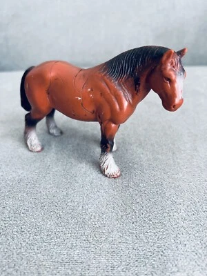 Figura de yegua de goma Bullyland de colección caballo pintada a mano en Alemania Foto 1 de 3