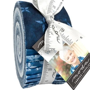 Winter Chill Jelly Roll by Debbie Maddy for Moda Fabrics - Picture 1 of 3