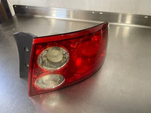 2004 Pontiac GTO Right Passenger Tail Light Housing See PICS - Picture 1 of 7