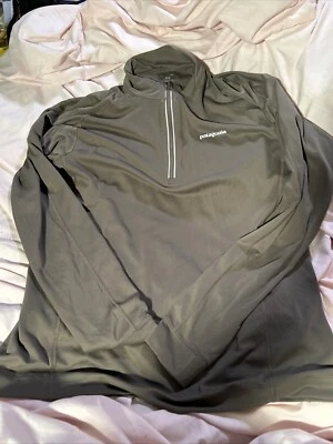 Patagonia Olive Green 1/4 Zip Men's Medium L/S Lightweight Outdoor Base Layer - Image 1 of 4