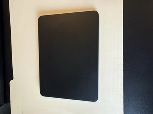 Apple Magic Trackpad 2 – kosmiczna szarość – ładowanie błyskawiczne - Zdjęcie 1 z 6
