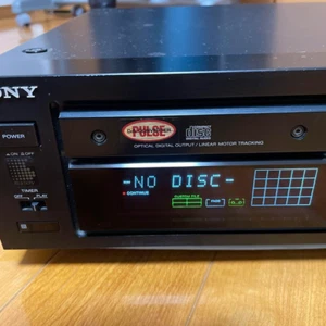 Sony CDP-X33ES Lecteur CD Convertisseur Linéaire Haute Densité Fonctionne Confirmé - Photo 1/10